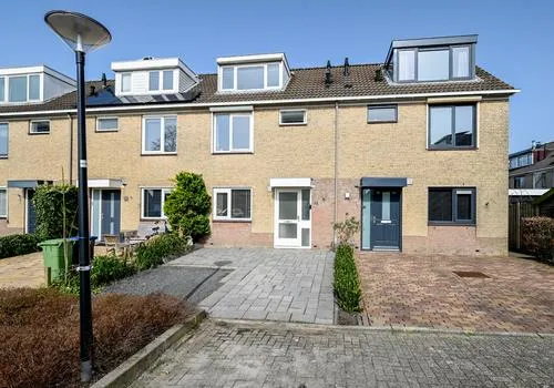 Tussenwoning te koop: Toermalijn 22, Mijdrecht
