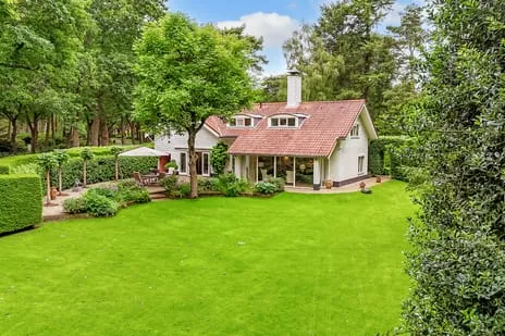 Vrijstaande woning te koop: Tolhuislaan 1, Bosch en Duin Bosch En Duin