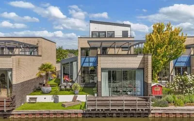 Vrijstaande woning te koop: Tolhuisstraat 11, Oostvaardersbuurt Noord Almere