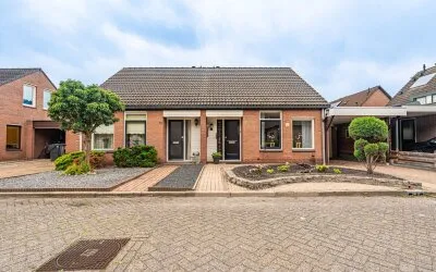 Corner house for sale: Tolhuiswijk 10, Oude Pekela Oude Pekela