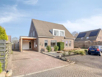Twee-onder-één-kap te koop: Tolhuiswijk 46, Oude Pekela Oude Pekela