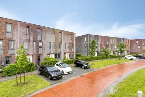Tussenwoning te koop: Tolhûswei 56, Blitsaerd Leeuwarden