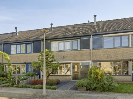 Tussenwoning te koop: Tollenhof 28, Kesteren Kesteren