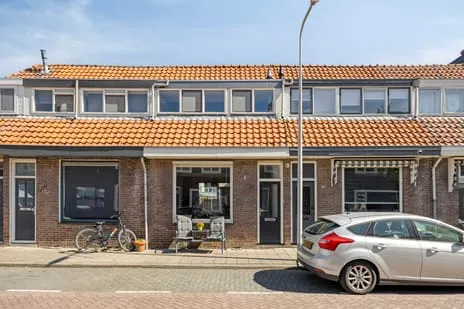 Tussenwoning te koop: Tollensstraat 14, De Korte Akkeren Oud Gouda