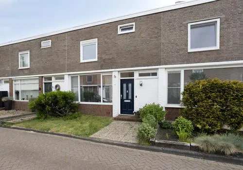 Tussenwoning te koop: Tollensstraat 5, Spoorstraat en Kieldiep Hoogezand