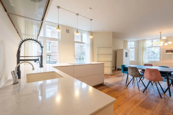 Woning te huur: Tolstraat, Amsterdam
