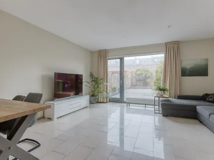 Tussenwoning te huur: Tom Navislaan 42, De Lanen 'S-Gravenhage
