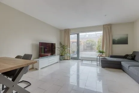 Tussenwoning te huur: Tom Navislaan 42, De Lanen 'S-Gravenhage