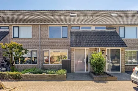 Tussenwoning te koop: Tongerloodreef 38, Prinsenbeek Prinsenbeek