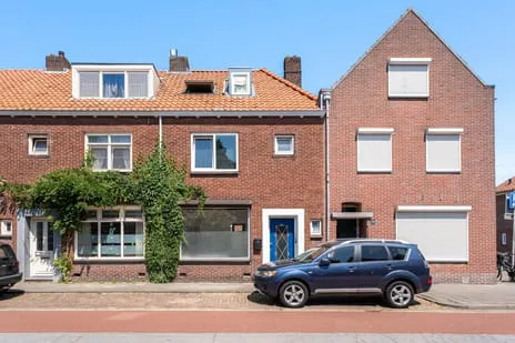 Tussenwoning te koop: Tongerlose Hoefstraat 87, Nassaubuurt Tilburg