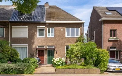 Hoekwoning te koop: Tongerseweg 256A, Mariaberg Maastricht