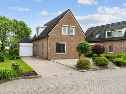 Vrijstaande woning te koop: Tonnistil 32, Wagenborgen Wagenborgen