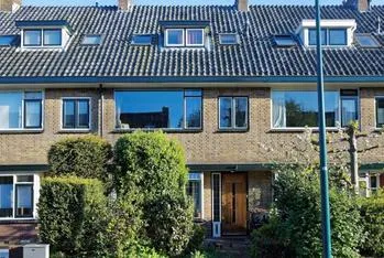 Tussenwoning te huur: Toorenveltstraat 14, Voscuyl Oegstgeest