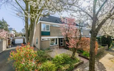 Hoekwoning te koop: Top Naefflaan 34, Amstelveen