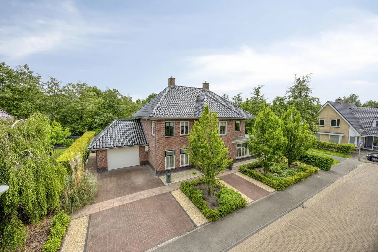 Vrijstaande woning te koop: Topaas 2, Drachten