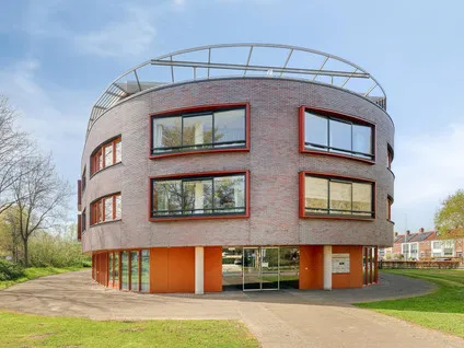 Tussenwoning te koop: Topaasstraat 173, Brabantpark Breda