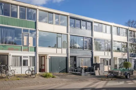 Tussenwoning te koop: Topaasstraat 9, Vinkhuizen-Noord Groningen