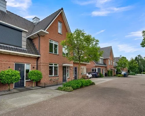 Terraced house for sale: Torenbergerhout 108, Harderhout II Harderwijk