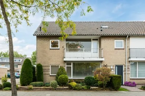 Tussenwoning te koop: Torenberglaan 16, Woenselse Heide Eindhoven