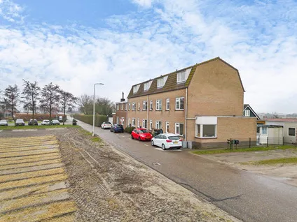 Tussenwoning te koop: Torenlaan 11, Voorhout buitengebied Voorhout