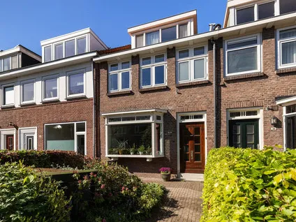 Tussenwoning te koop: Torenlaan 20, Overschie Rotterdam