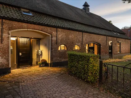 Twee-onder-één-kap te koop: Torenstraat 34, Heilige Stok - Kerkstraat Heeswijk-Dinther