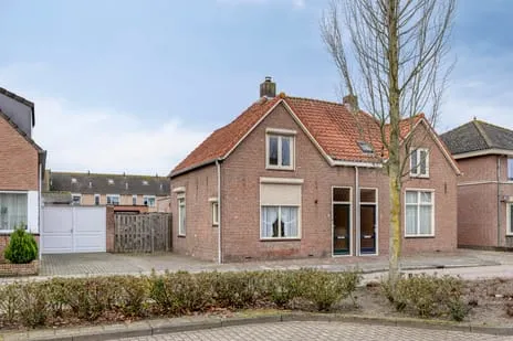 Twee-onder-één-kap te koop: Torenstraat 69, Venne-Oost Drunen