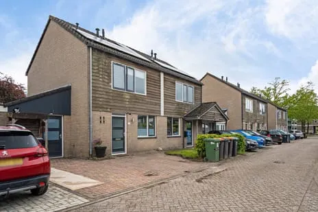 Tussenwoning te koop: Torenvalk 133, Rietlanden Emmen