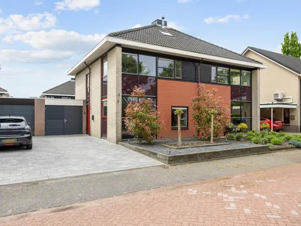 Tussenwoning te koop: Torenvalk 7, Siddeburen Siddeburen