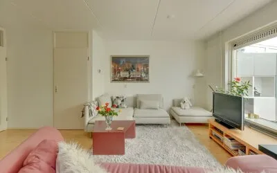 Corner house for sale: Torontodreef 30, Vechtzoom-noord, Klopvaart Utrecht