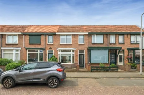 Tussenwoning te koop: Torricellistraat 8, Natuurkundigenbuurt Ijmuiden