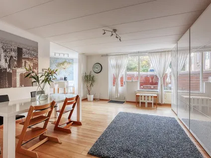 Terraced house for rent: Toscaninistraat 142, Nieuw Waldeck 'S-Gravenhage