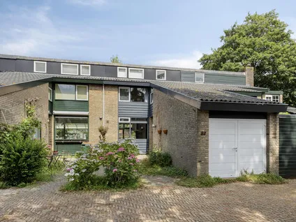 Tussenwoning te koop: Tournooi 83, Boveneind Krimpen Aan Den Ijssel