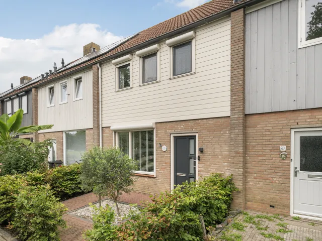 Tussenwoning te koop: Touwslagersdreef 35, Tholen