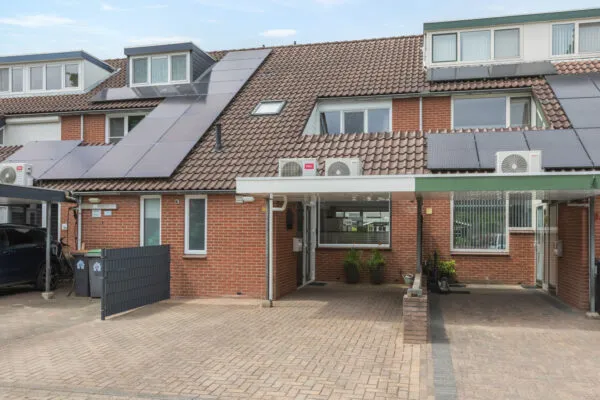 Tussenwoning te koop: Touwslagerstraat 91, De Vergert Duiven