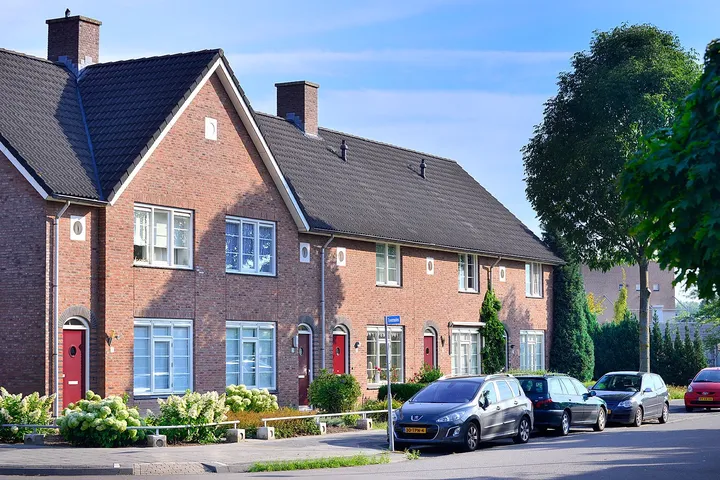 Tussenwoning te huur: Tovermolen 33, Blixembosch-Oost Eindhoven