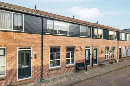 Tussenwoning te koop: Transvaalstraat 26, Wormerveer Centrum Wormerveer