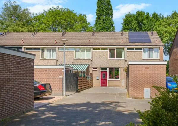 Tussenwoning te koop: Trashorst 45, De Bezelhorst Doetinchem