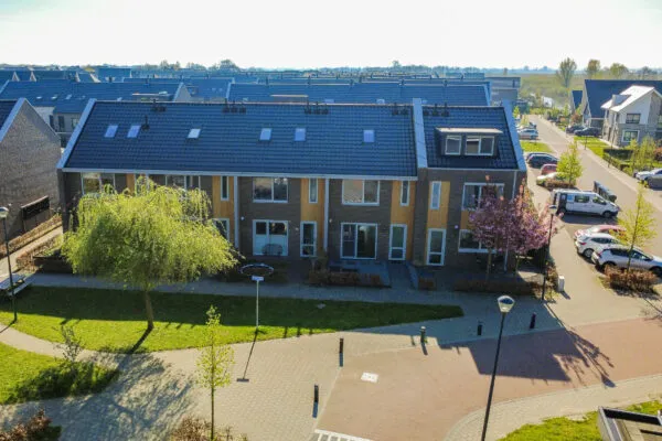 Hoekwoning te koop: Treurwilg 19, Het Onderdijks Kampen
