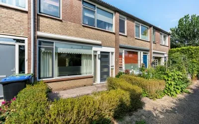 Tussenwoning te koop: Triangelstraat 20, Arkel-Dorp Arkel