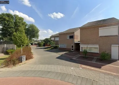 Terraced house for sale: Tritbach 17, Op de Vos Brunssum