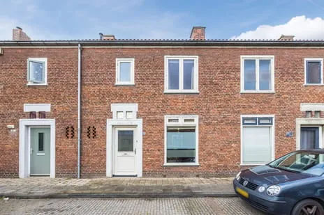 Tussenwoning te koop: Troelstrastraat 46, Heuvel Breda
