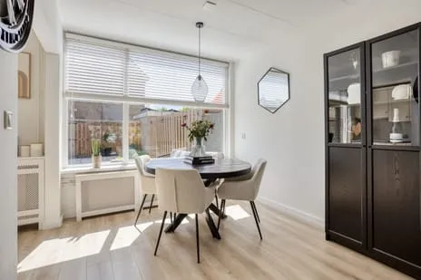 Tussenwoning te koop: Troelstrastraat 60, Staatsliedenbuurt Alblasserdam