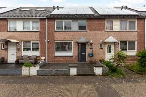 Tussenwoning te koop: Trommelstraat 62, Almere