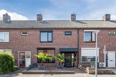 Tussenwoning te koop: Trompetstraat 33, Bitswijk Uden