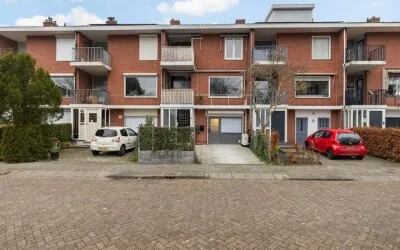 Tussenwoning te koop: Tromplaan 6, Dorp Hendrik-Ido-Ambacht