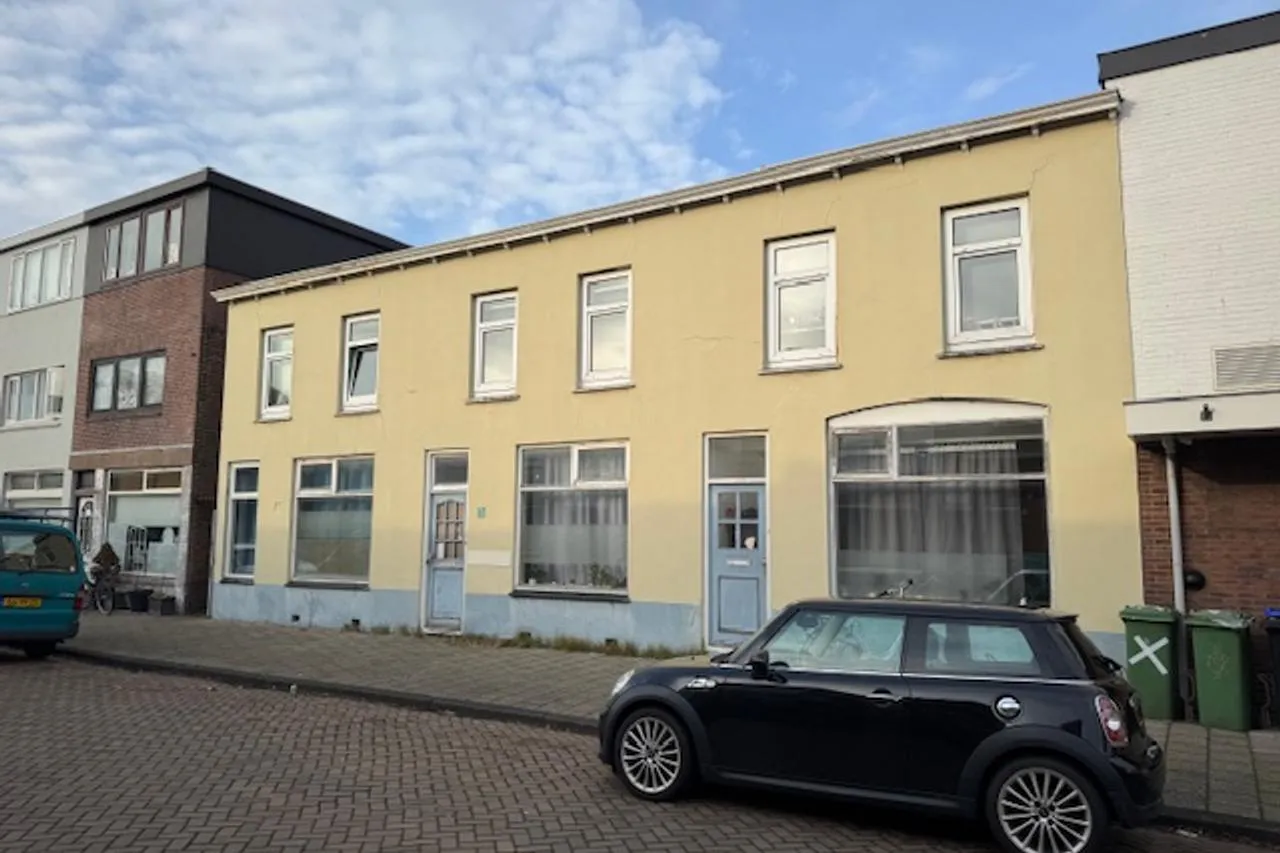 Vrijstaande woning te koop: Trompstraat 18, Ijmuiden
