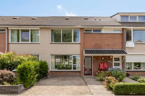 Tussenwoning te koop: Trompstraat 22, 't Eigen en Hoogstraat Son En Breugel