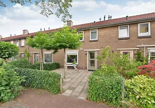 Tussenwoning te koop: Trompstraat 58, De Noord Huizen