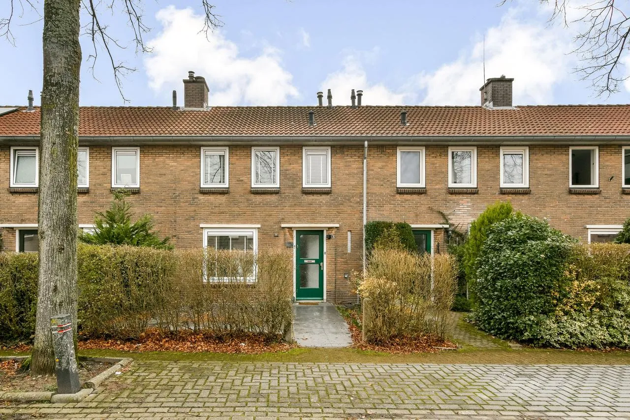 Tussenwoning te huur: Trompstraat 78, Huizen